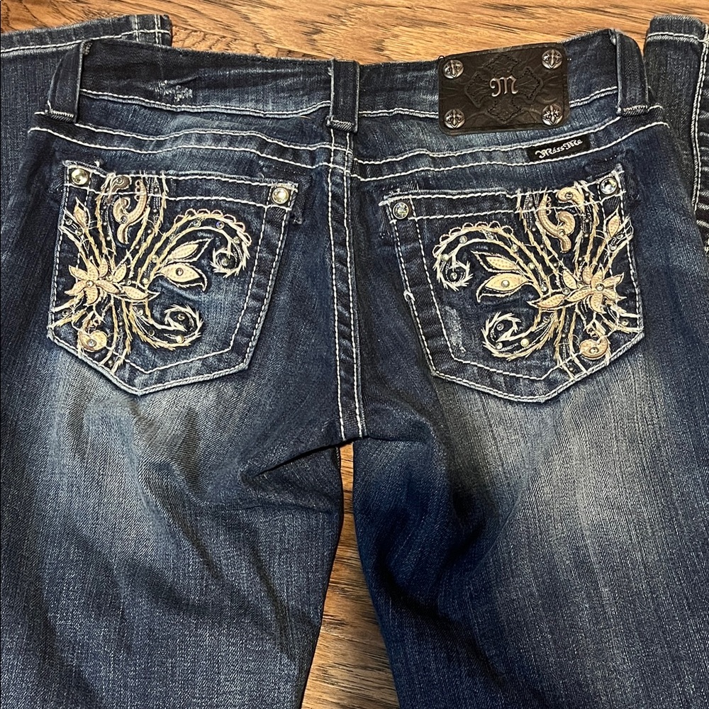 Miss Me JP5465B3 Boot Cut Dark Blue Embroidered & Rhinestoned Jeans size 28